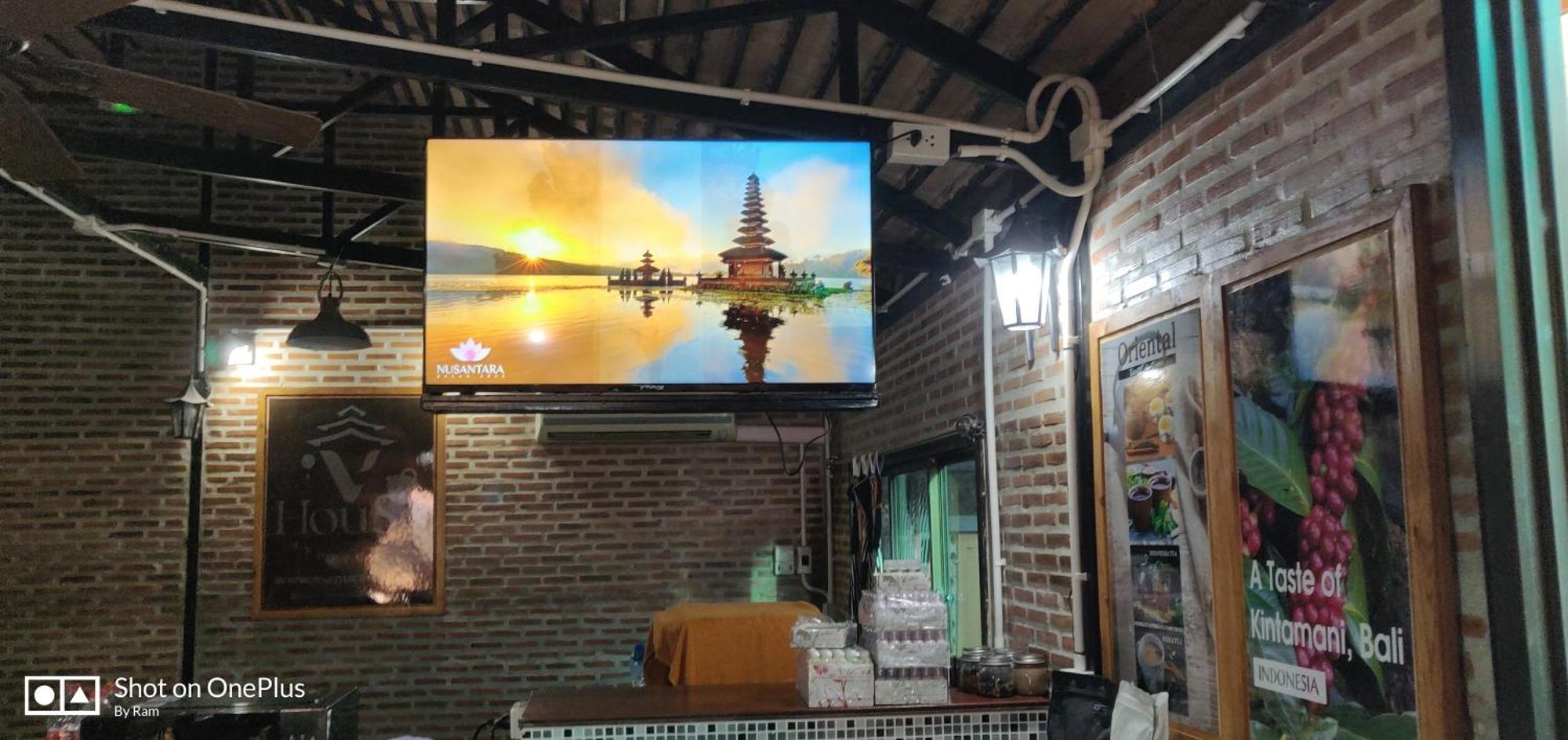 V House Hotel Phra Nakhon Si Ayutthaya Exterior foto